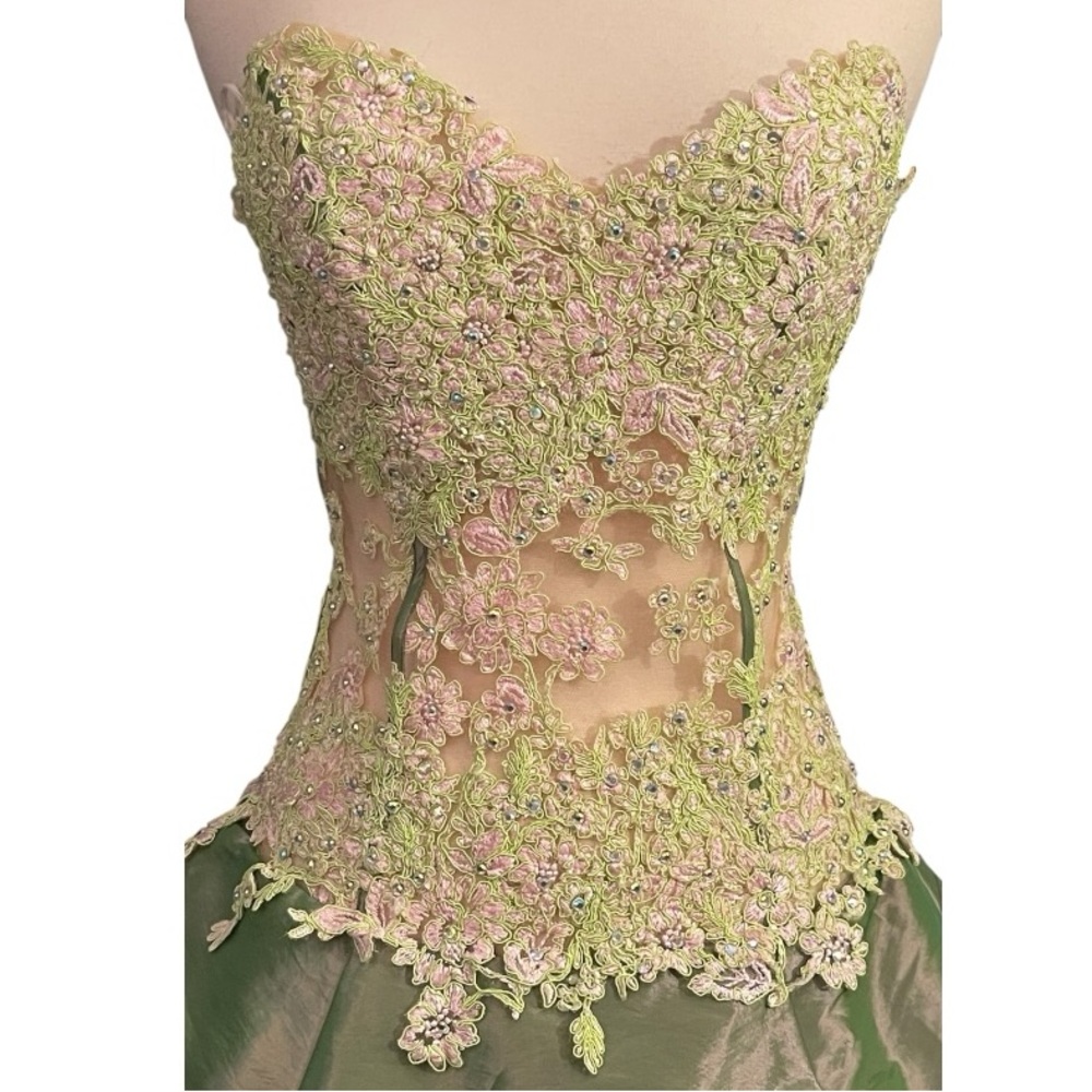 Jovani Green Iridescent‎ Strapless Ball Gown Corset Lace Pageant Dress Size 4 - Picture 6 of 16